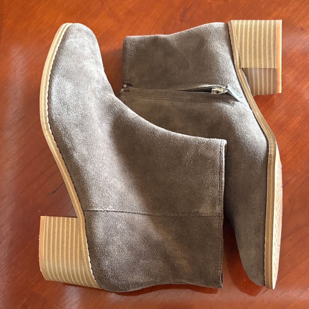 Clark’s Taupe Suede Ankle Boots
